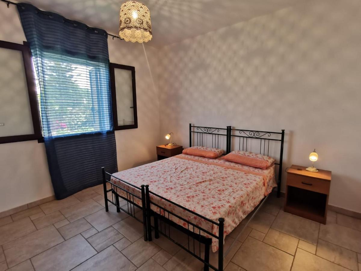 Casa Tramonto Vista Mare Apartment มารินาดิเปสโคลูเซ ภายนอก รูปภาพ